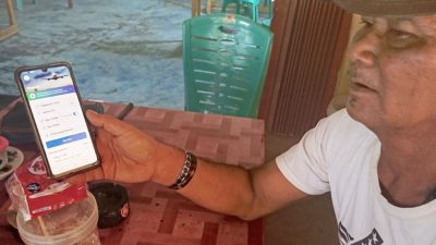 Raja abdul razak pensiun guru di Kabupaten Natuna