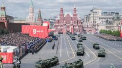Menteri Pertahanan Sjafrie Sjamsoeddin hadir sebagai perwakilan resmi Presiden Prabowo Subianto dalam Parade Hari Kemenangan Rusia ke-80 di Lapangan Merah, Moskow, Jumat (9/5).