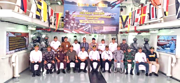 Bakesbangpol Kepri Dampingi Kunjungan Kerja Deputi Bidkor Pertahanan Negara dan Kesatuan Bangsa Kemenko Polhukam RI ke Karang Singa, Rabu (07/05/25).