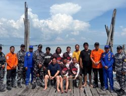 TNI AL Evakuasi 9 Nelayan Terombang ambing Ombak Tinggi di Perairan Bintan Aksi Heroik KRI Lemadang 632