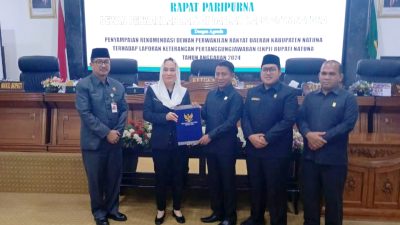 Bupati Natuna Cen Sui Lan Rapat Paripurna DPRD Natuna yang digelar Senin (26/5/2025)