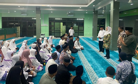 Bupati Natuna Cen Sui Lan