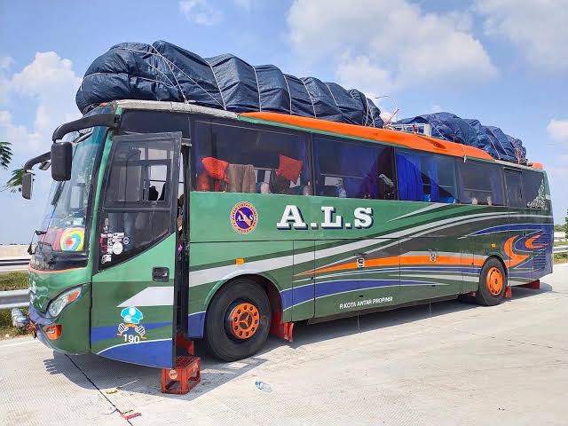 Ilustrasi bus ALS