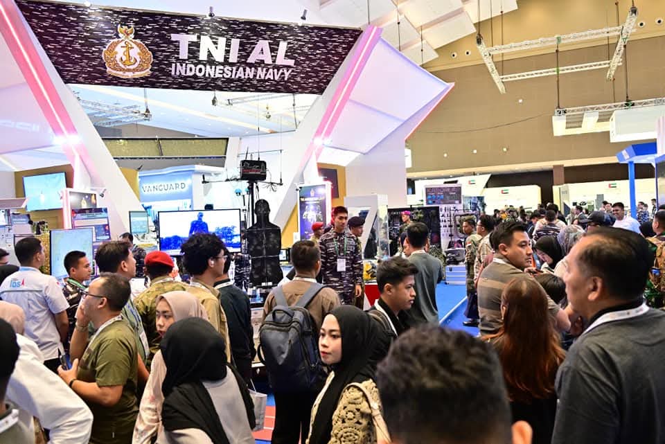 Penerangan Angkatan laut