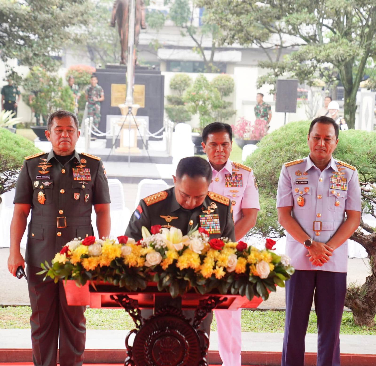 Panglima TNI Jenderal TNI Agus Subiyanto