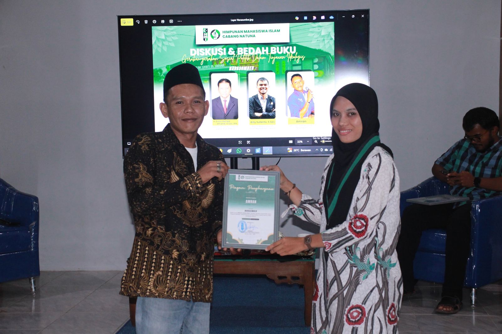 Amran pimpinan redaksi media perbatasan