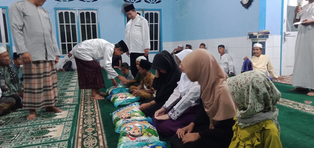 Kolaborasi antara Bakamla Natuna dan Relawan Rapala Natuna