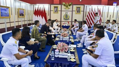 Kepala Staf Angkatan Laut (Kasal) Laksamana TNI Dr. Muhammad Ali menerima kunjungan kehormatan (Courtesy Call) dari sejumlah delegasi dari negara-negara sahabat
