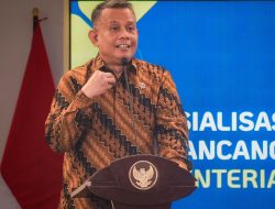 Wamen Helvi: Kampus Harus Lahirkan Pencipta Kerja, Bukan Pencari Kerja