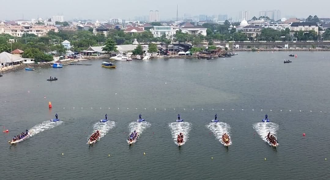 Perahu Dayung