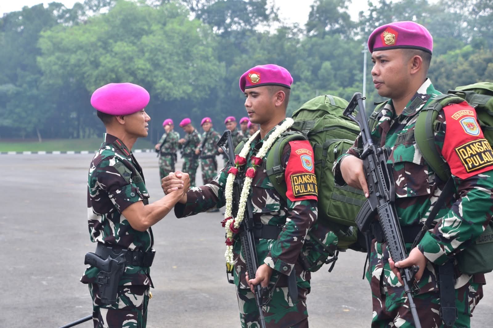 Komandan Pasukan Marinir 1 (Danpasmar 1) Brigjen TNI (Mar) Ena Sulaksana, S.E., secara resmi menyambut kepulangan para prajurit Pasmar 1