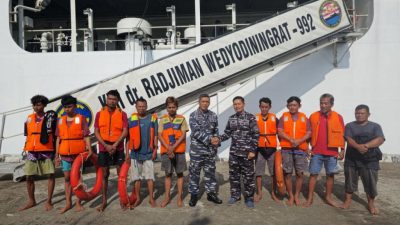 KRI dr. Radjiman Wedyodiningrat-992 ke Dermaga Lanal Bintan, Tanjung Uban, Minggu (13/07/2025).  