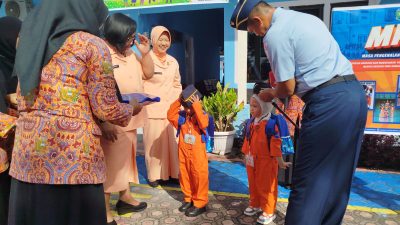 Masa Pengenalan Lingkungan Sekolah (MPLS) bagi 108 peserta didik baru TK dan KB Angkasa Lanud RSA