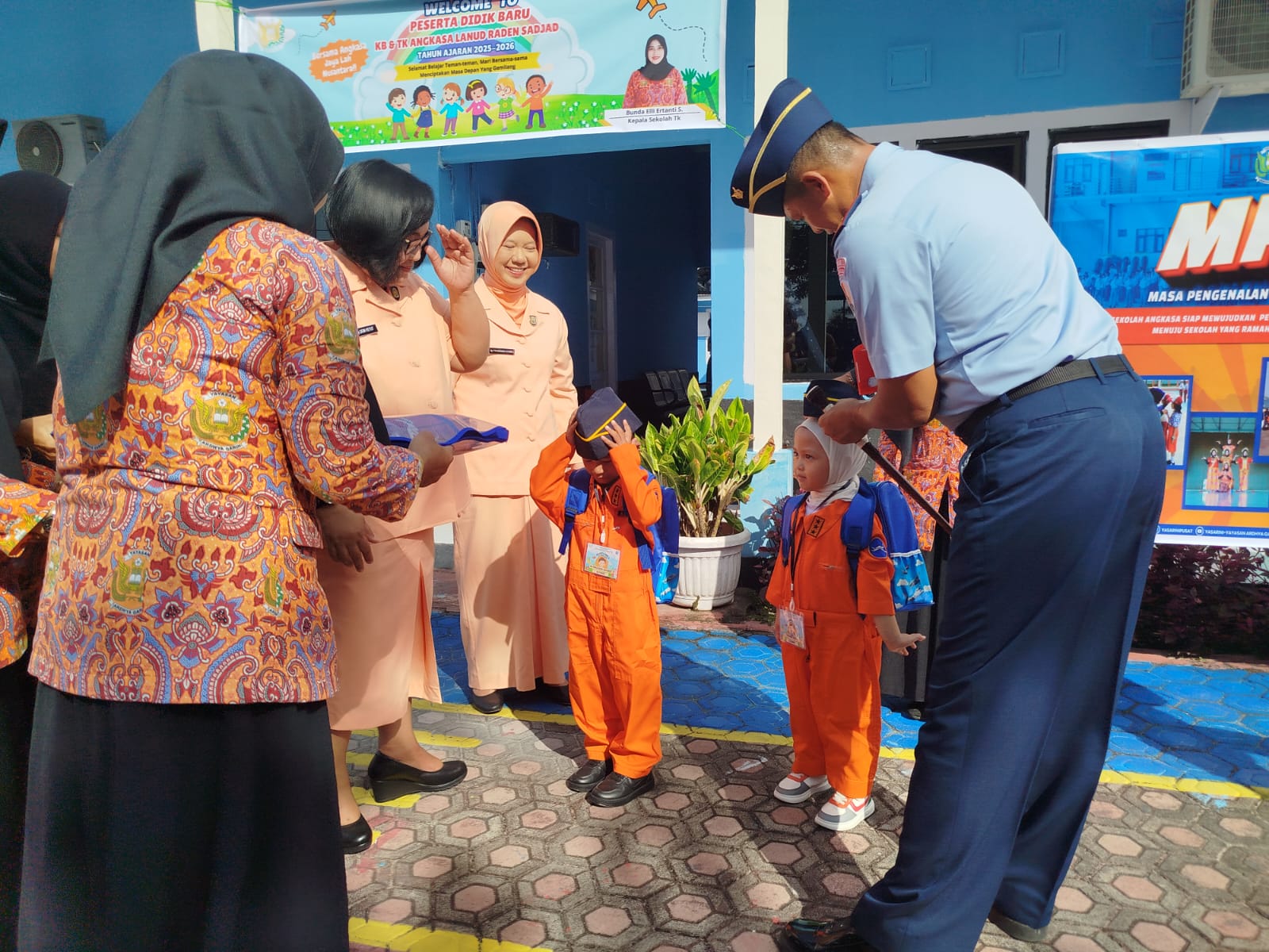 Masa Pengenalan Lingkungan Sekolah (MPLS) bagi 108 peserta didik baru TK dan KB Angkasa Lanud RSA