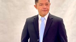 Assoc Prof. Dr. Julizar Idris, Dosen dan Peneliti Administrasi Publik