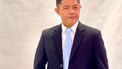 Assoc Prof. Dr. Julizar Idris, Dosen dan Peneliti Administrasi Publik