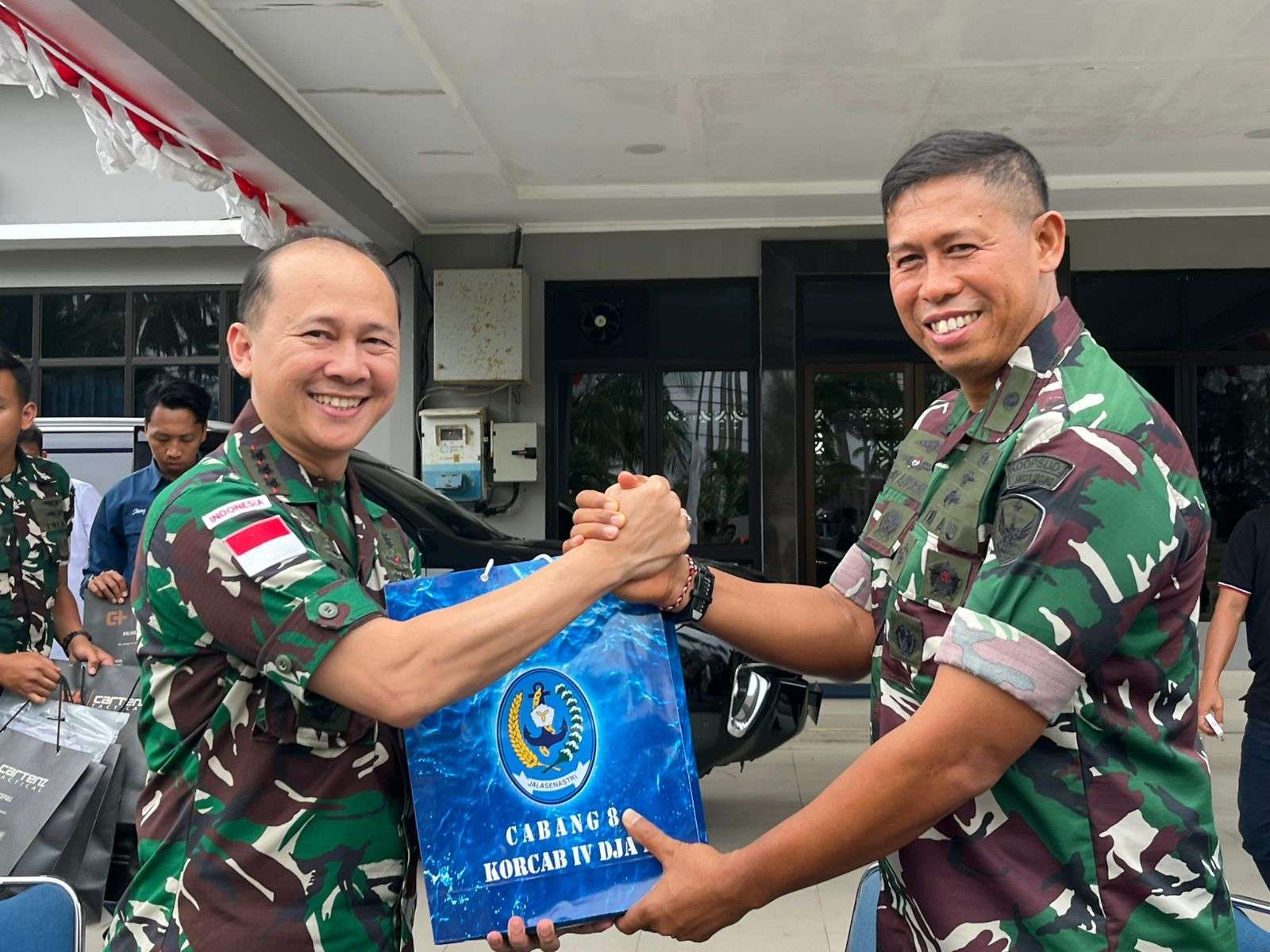 Foto bersama Komandan Lanal Ranai Kol Laut (P) Ady Dharmawan, S.IP., P.S.C.