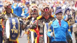 Drumband GBN SMA Taruna Nusantara Memukau dalam Parade Kehormatan Militer 2025