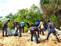TNI AL Gelar Bintahwil Bahari Batam: Edukasi Kesehatan, Laut Bersih, dan Penanaman Mangrove