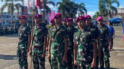 Semangat Merah Putih Berkibar di Sorong: Prajurit Pasmar 3 Bagikan Bendera hingga Pelosok Papua