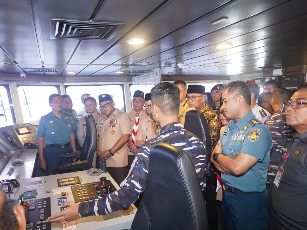 kunjungan kehormatan Walikota Tanjungpinang, H. Lis Darmansyah, S.H., beserta rombongan Forum Koordinasi Pimpinan Daerah