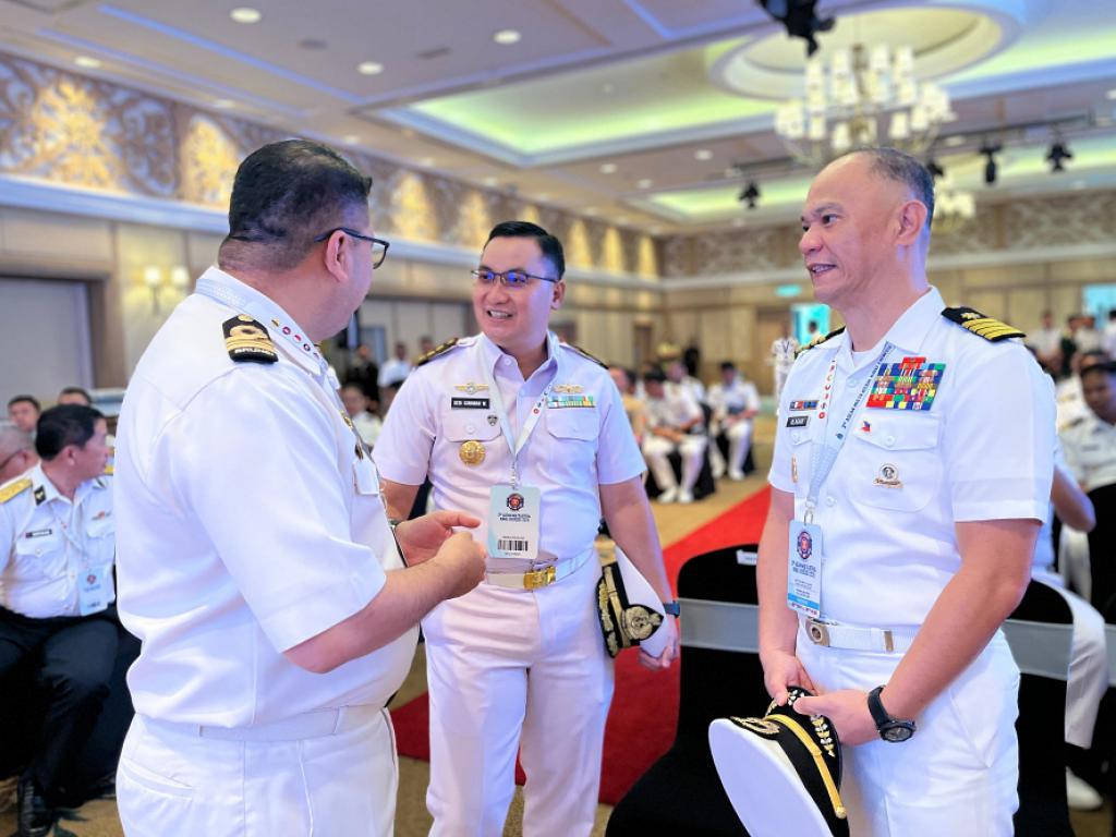 Foto pusat penerangan TNI Angkatan Laut Indonesia