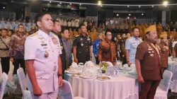 Kepala Staf Angkatan Laut (Kasal) Laksamana TNI Dr. Muhammad Ali mendampingi Menteri Pertahanan Republik Indonesia (Menhan RI) Sjafrie Sjamsoeddin menghadiri acara Peringatan Hari Veteran Nasional