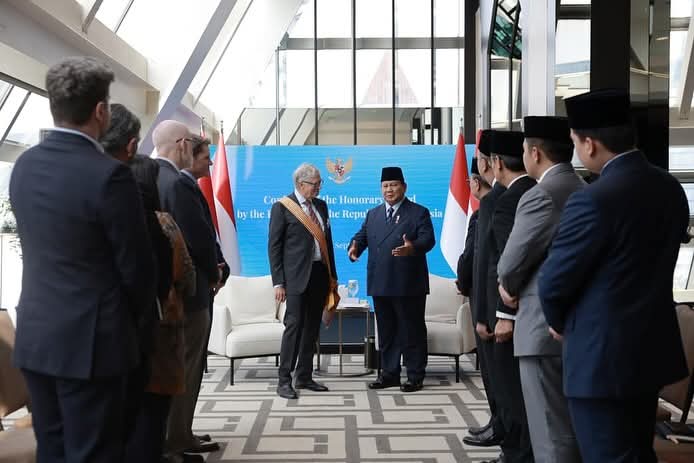 Pemberian Bintang Jasa Utama kepada Bill Gates