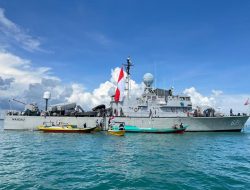 KRI Mandau 621 Gelar Bakti Sosial di Perbatasan Pulau Sebatik, Perkuat Sinergi dengan Nelayan