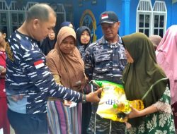 TNI AL Perhatikan Kesejahteraan Masyarakat, Gelar Pasar Sembako Murah di Pemalang