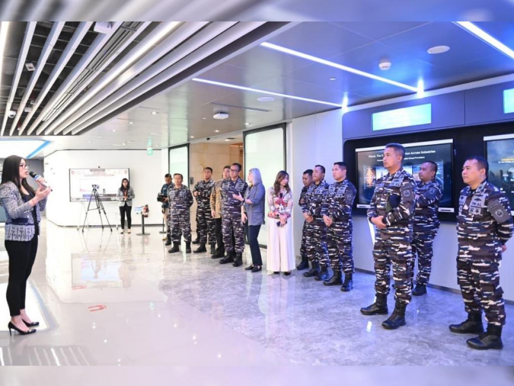 Huawei Innovation Center di Wisma Mulia, Jakarta