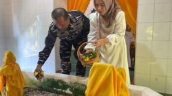 ziarah ke makam tokoh besar Melayu, Raja Haji Fisabilillah, Engku Putri Raja Hamidah, dan Raja Ali Haji di Pulau Penyengat, Kota Tanjungpinang