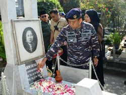 Jaga Warisan Leluhur, Danlanal Bandung Ikuti Ziarah Pendiri Kota dalam Rangka HJKB ke 215