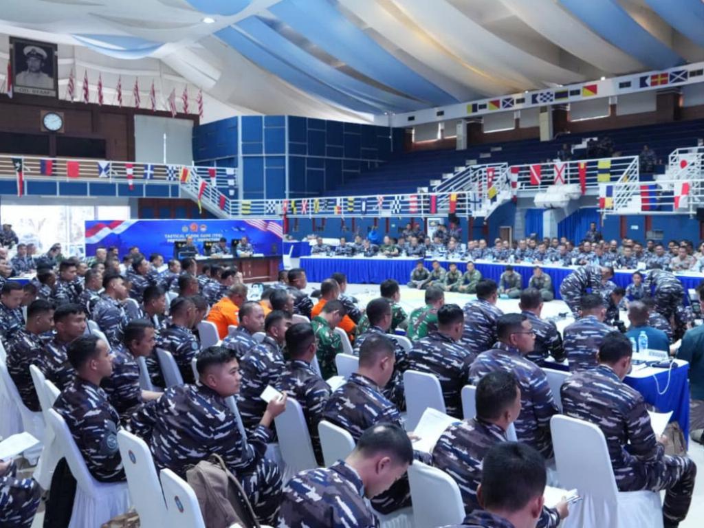 Tactical Floor Game (TFG) Presidential Inspection,