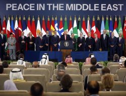 Trump dan Prabowo Beri Dua Jempol untuk Perdamaian Gaza di KTT Mesir