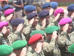 Pangkoarmada II Ikuti Gladi Upacara Gabungan Jelang Peringatan HUT Ke-80 TNI di Monas