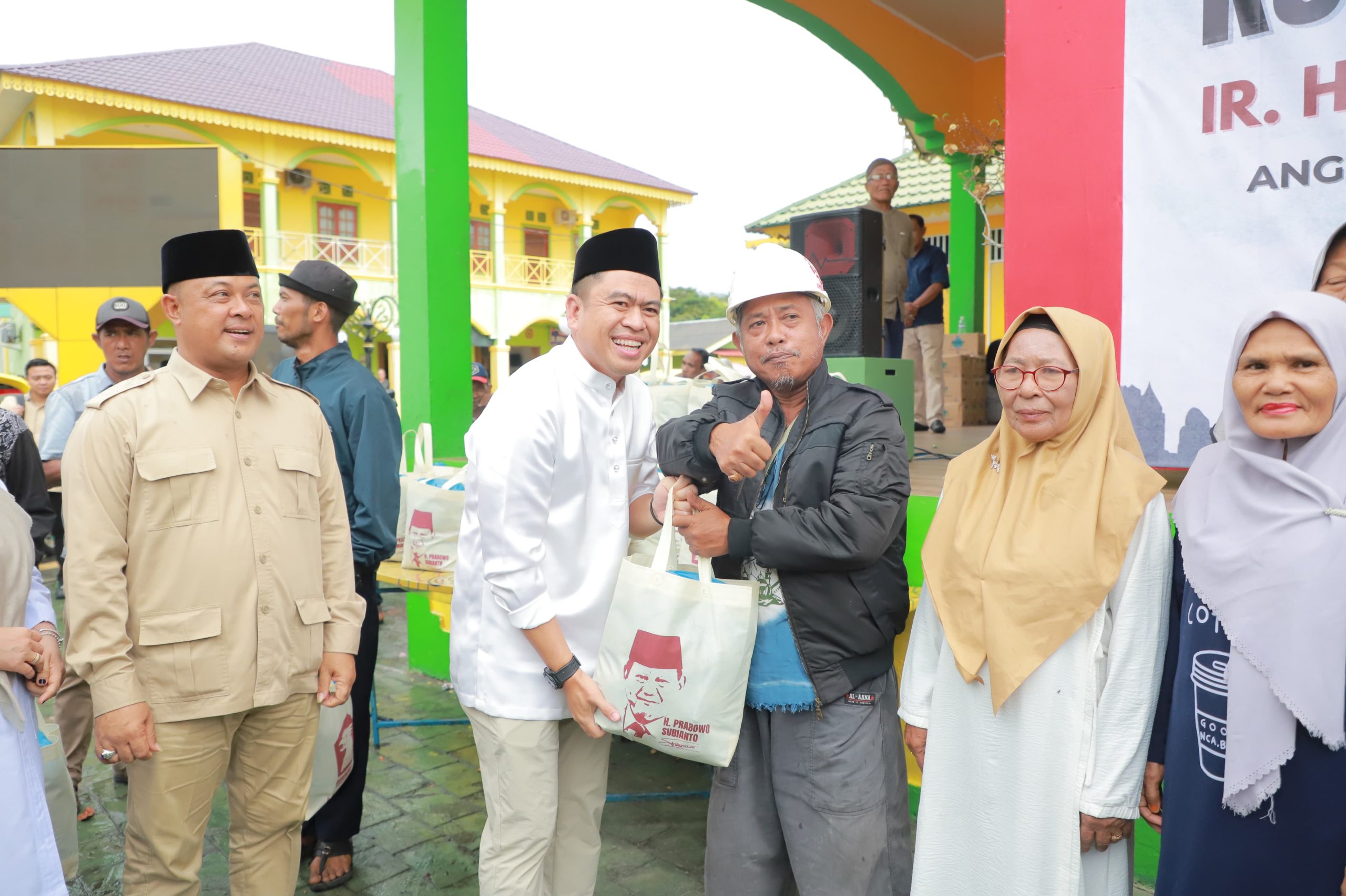 Lebih dari Sembako: Perjuangan Regulasi untuk Masyarakat Pesisir