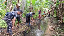 Pos TNI AL Midai Gelar Aksi Sosial: Gotong Royong dan Bantuan Sembako untuk Warga Pulau Midai