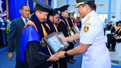 Lulusan UHT Diharapkan Jadi Garda Terdepan Pembangunan Nasional, Kasal: Terus Berkembang dan Berkarya