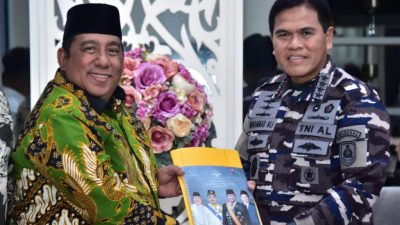 Kepala Staf Angkatan Laut (Kasal) Laksamana TNI Dr. Muhammad Ali menerima kunjungan silaturahmi dari perwakilan organisasi Dunia Melayu Dunia Islam