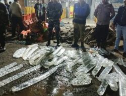 Sinergi Stake Holder Gagalkan 150 Liter Miras Sopi Ilegal di Pelabuhan Yos Sudarso Ambon