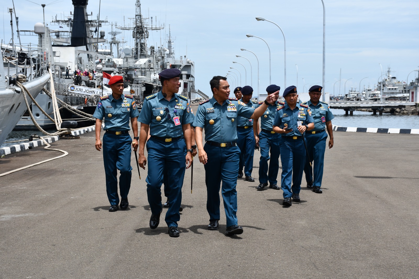 kunjungan kerja ke jajaran KRI di Pondok Dayung