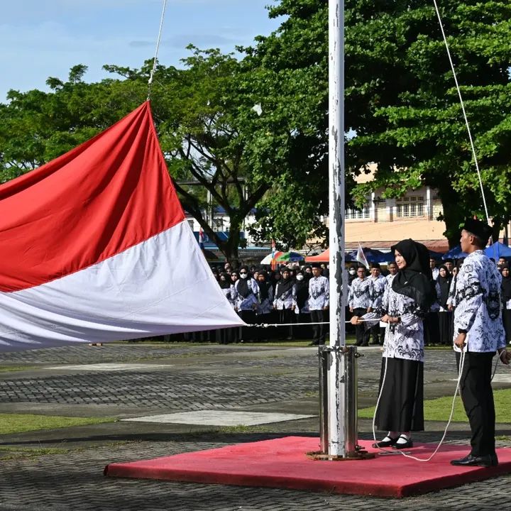 HUT Persatuan Guru Republik Indonesia (PGRI) ke-80 dan Hari Guru Nasional