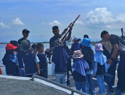 Implementasi Perintah KSAL, Kodaeral VI Makassar Ajak Generasi Emas Indonesia Jelajahi Kekuatan Laut Lewat Outing Class
