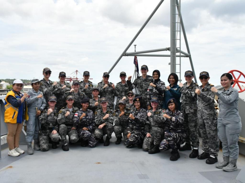 Kapal Survei Hidrografi Royal Australian Navy (RAN), HMAS Leeuwin (A245),