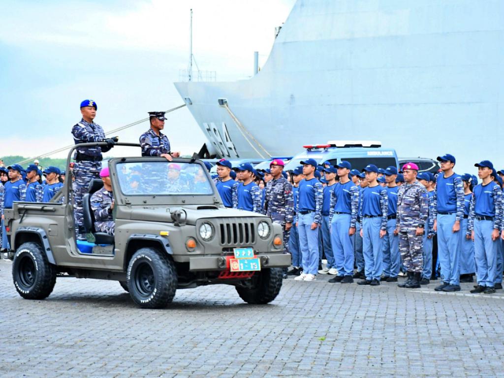 Panglima Koarmada RI (Pangkoarmada RI), Laksamana Madya TNI Dr. Denih Hendrata, ini merupakan implementasi nyata dari Program Nasional KKRI yang digagas oleh Presiden RI, Prabowo Subianto,