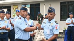 Danlanud RSA Natuna Perkuat Prajurit di Garda Terdepan dengan Bantuan Beras Rutin