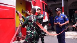 pelatihan intensif pemadam kebakaran dan evakuasi medis.