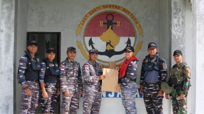 Guspurla Koarmada I, KRI Bung Tomo-357 melakukan kunjungan silaturahmi dan peninjauan ke Pos AL