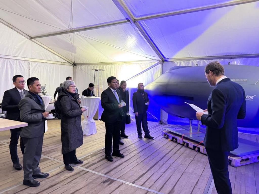 Kunjungan kerja Laksamana Muhammad Ali ke Rheinmetall dan Euroatlas GmbH wujudkan diplomasi pertahanan dan strategi capacity building TNI AL.